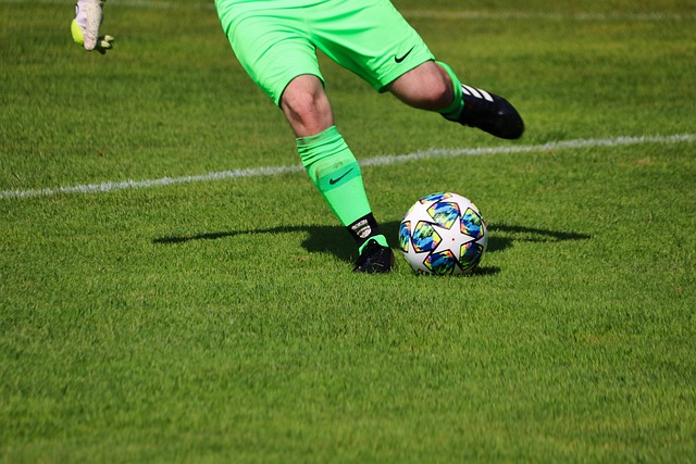 他需要在场 他需要在场